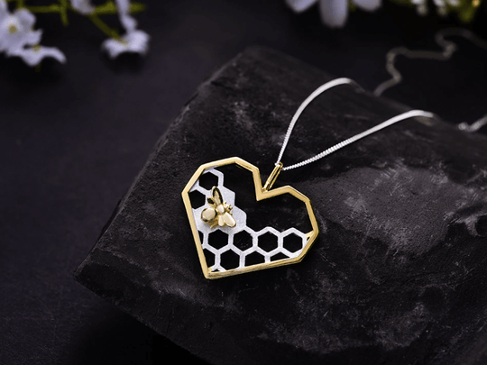 Herz-Halskette Mit Wabenmuster