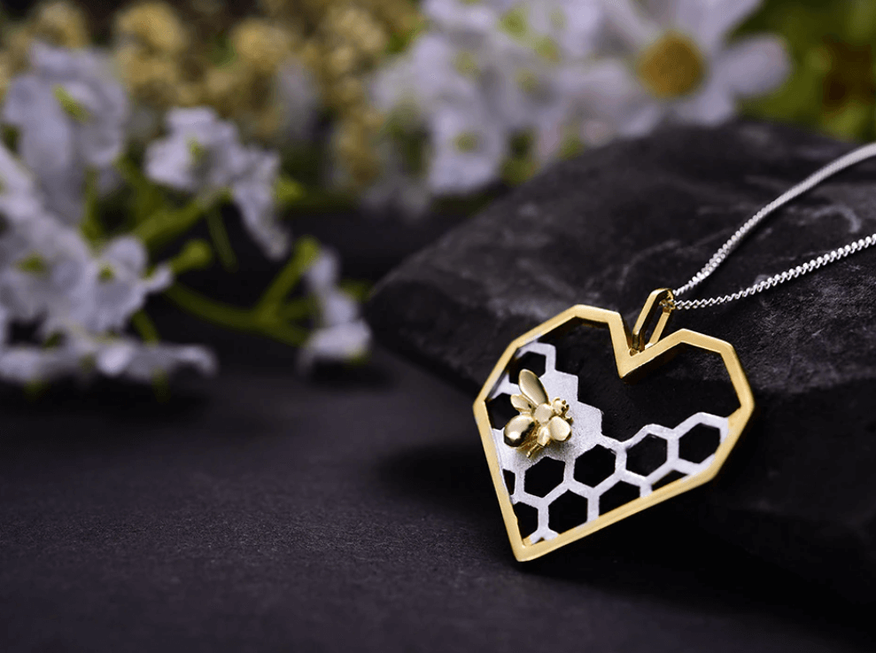 Herz-Halskette Mit Wabenmuster