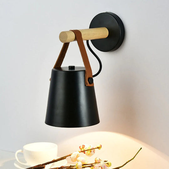 Nordische Wooden Wandleuchte