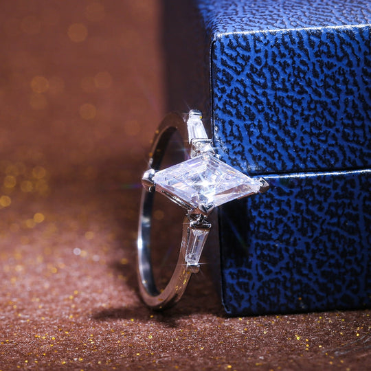 Pferd Auge Solitär Verlobungsring